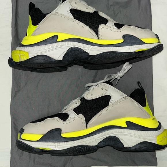 Balenciaga Triple S “Grey Yellow” - Picture 8 of 13